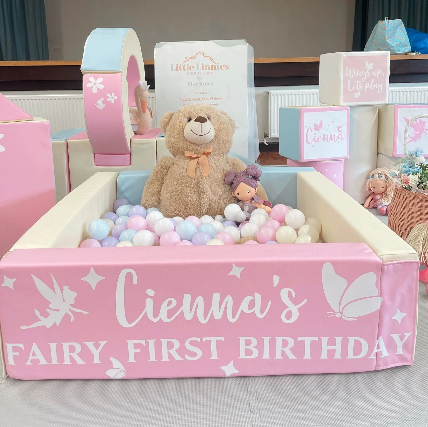 A fairy first birthday on our gorgeous pastel set up! 

We have extremely limited availability left for the remainder of the year, overwhelming grateful!

Want to book your 2025/2026 party with us? DM us or head to the link in our bio to find out mor