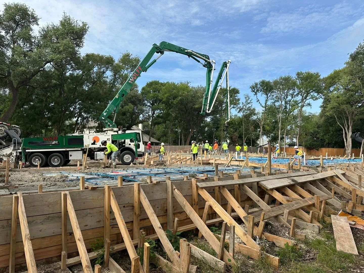 Pouring a slab with over 300 yards of concrete on a large custom home in Salado Mills.

#VCH #villagecustomhomes #saladotx #customhomebuilder