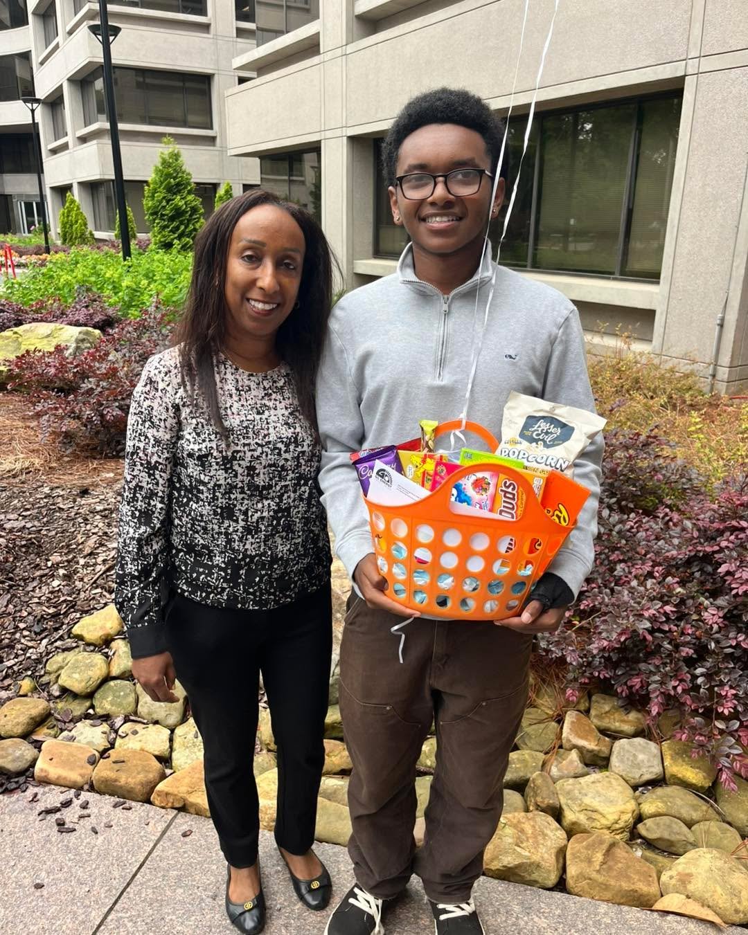 This week we had the pleasure of meeting Nathan, one of our scholarship winners! Nathan graduated from Decatur High School where he was president of the Black Student Union, vice president of GENTS, and a volunteer in his community. Nathan will be at