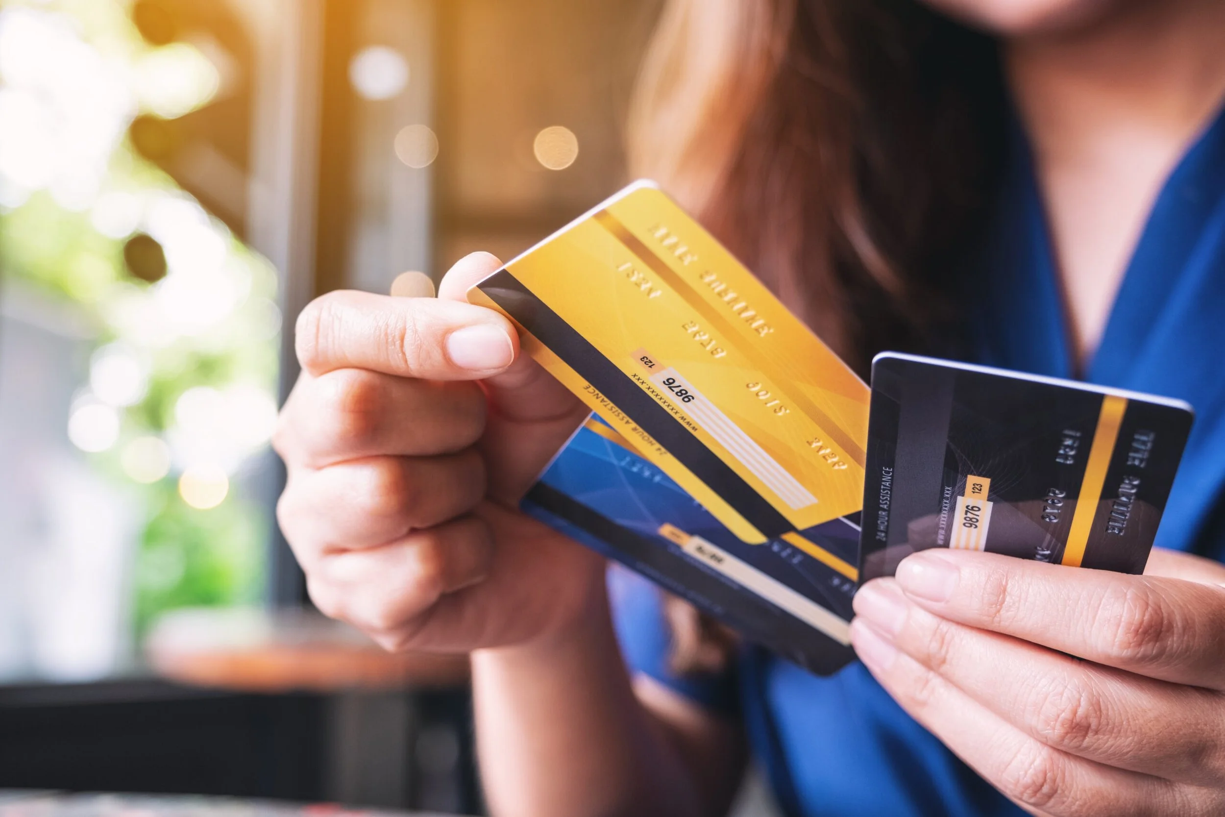 Credit Cards vs. Debit Cards: What's the Better Choice?