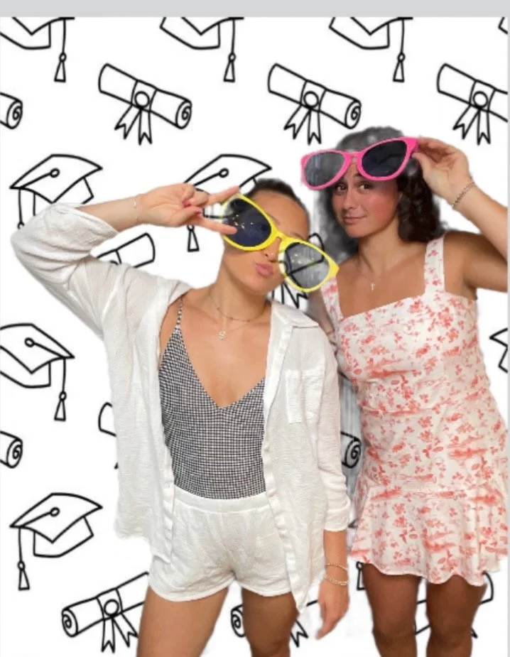 No Vinyl, No Limits: The Rise of Virtual Photo Booth Backdrops
