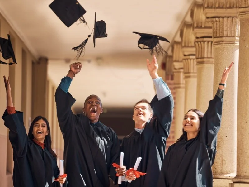 The 2026 Graduation Party Blueprint: Style and Unforgettable Memories