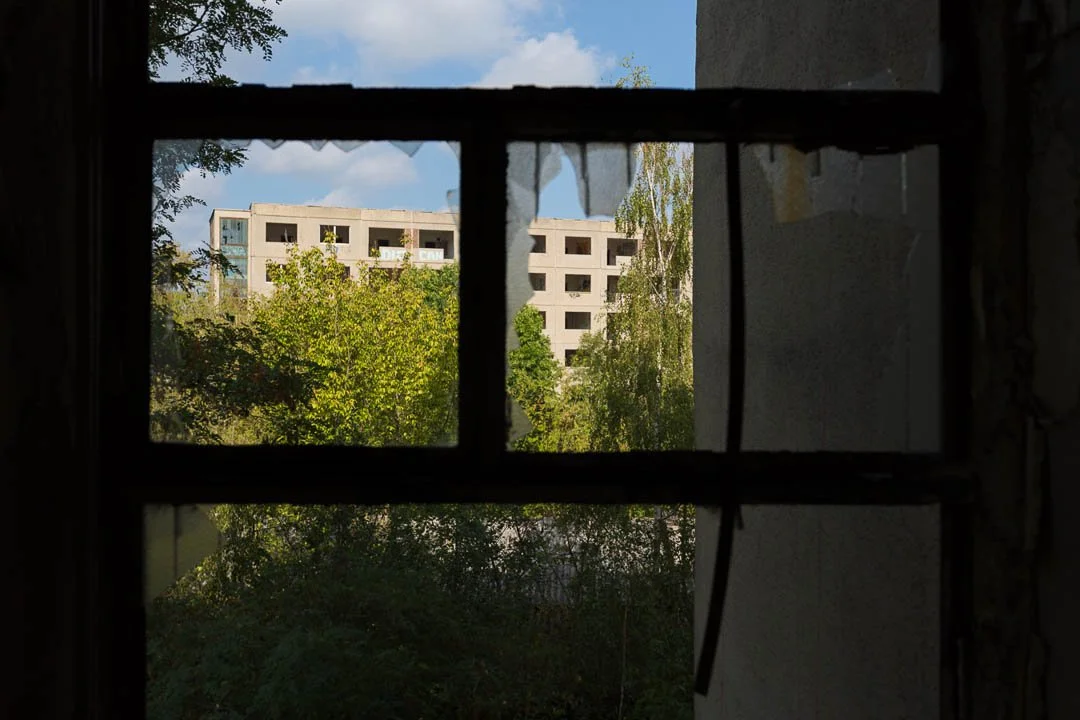 Hohenschoenhausen refugee homes Abandoned Berlin 2015-0111.jpg