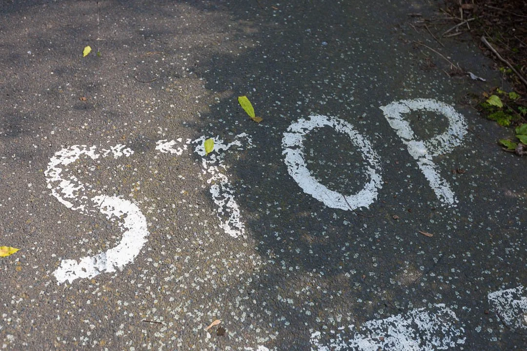 Hohenschoenhausen refugee homes Abandoned Berlin 2015-0159.jpg