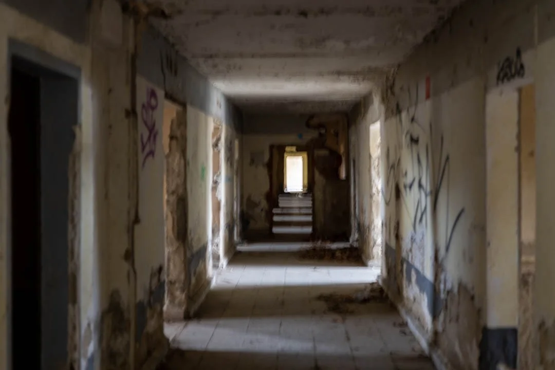 Hohenschoenhausen refugee homes Abandoned Berlin 2023-1941.jpg