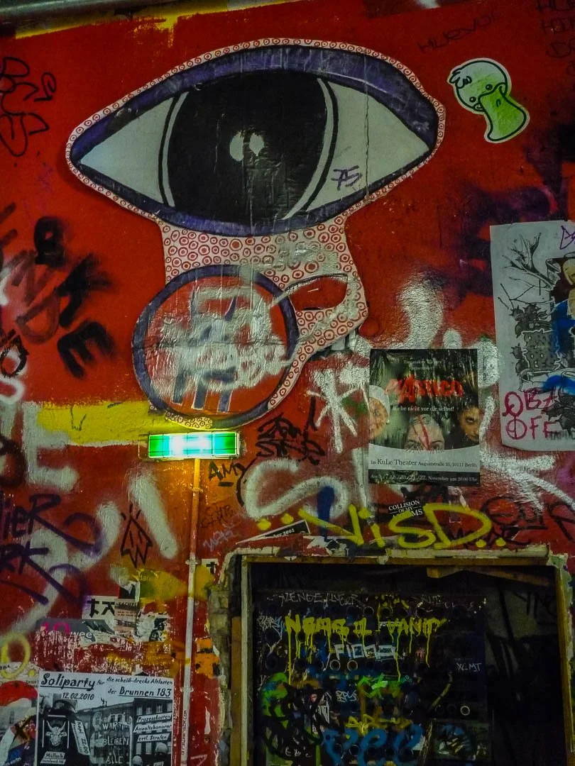 Tacheles Abandoned Berlin 2010-1080250.jpg