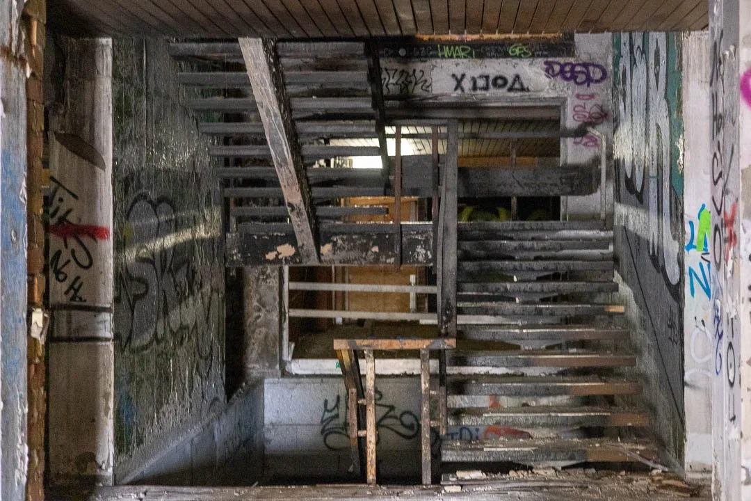 Iraqi embassy East Germany Abandoned Berlin 2023-4186.jpg