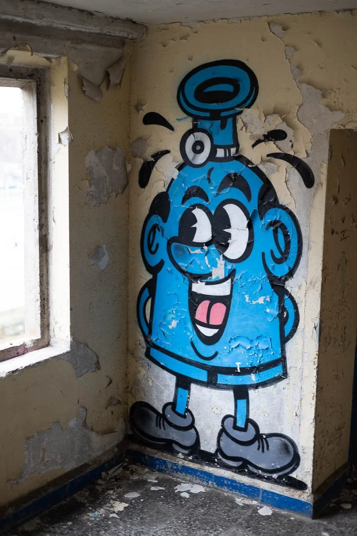 Hohenschoenhausen refugee homes Abandoned Berlin 2023-1963.jpg