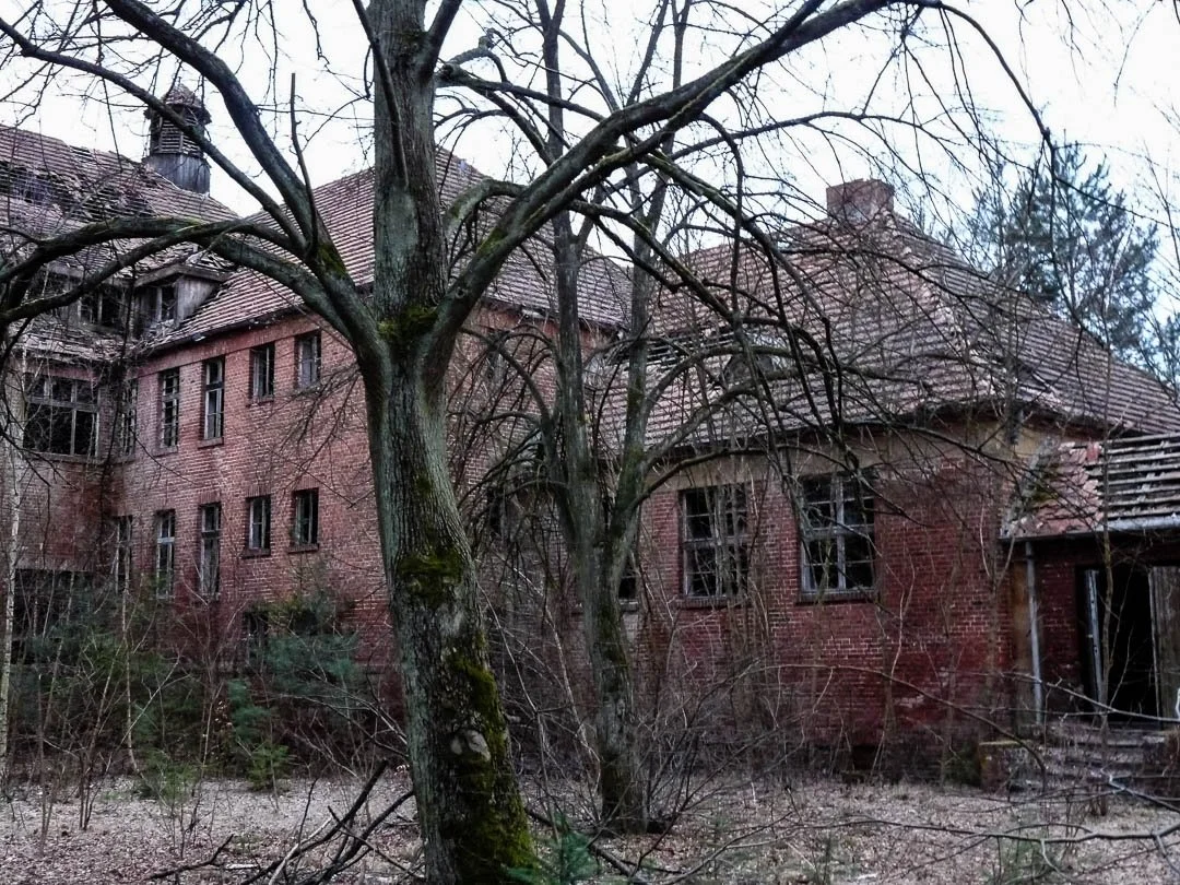 Heilstaette Grabowsee sanatorium Abandoned Berlin-1180053.jpg