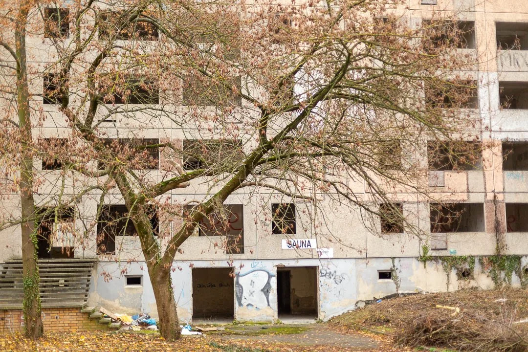 Hohenschoenhausen refugee homes Abandoned Berlin 2019-2286.jpg