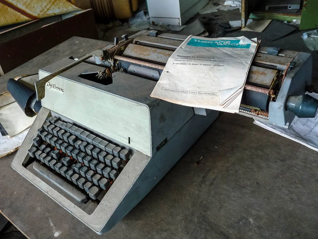 Abandoned Iraqi embassy East Berlin-1100738.jpg