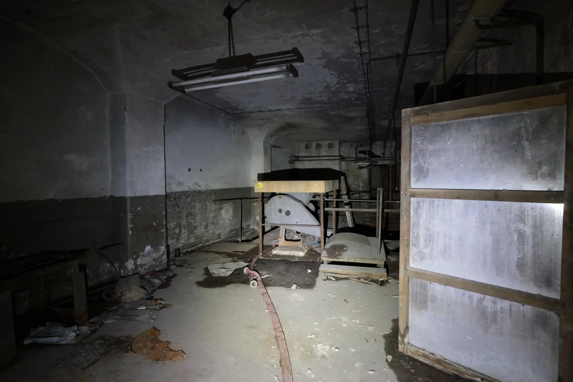 Abandoned Berlin Stasi shooting range Weissensee_X8A8534.jpg