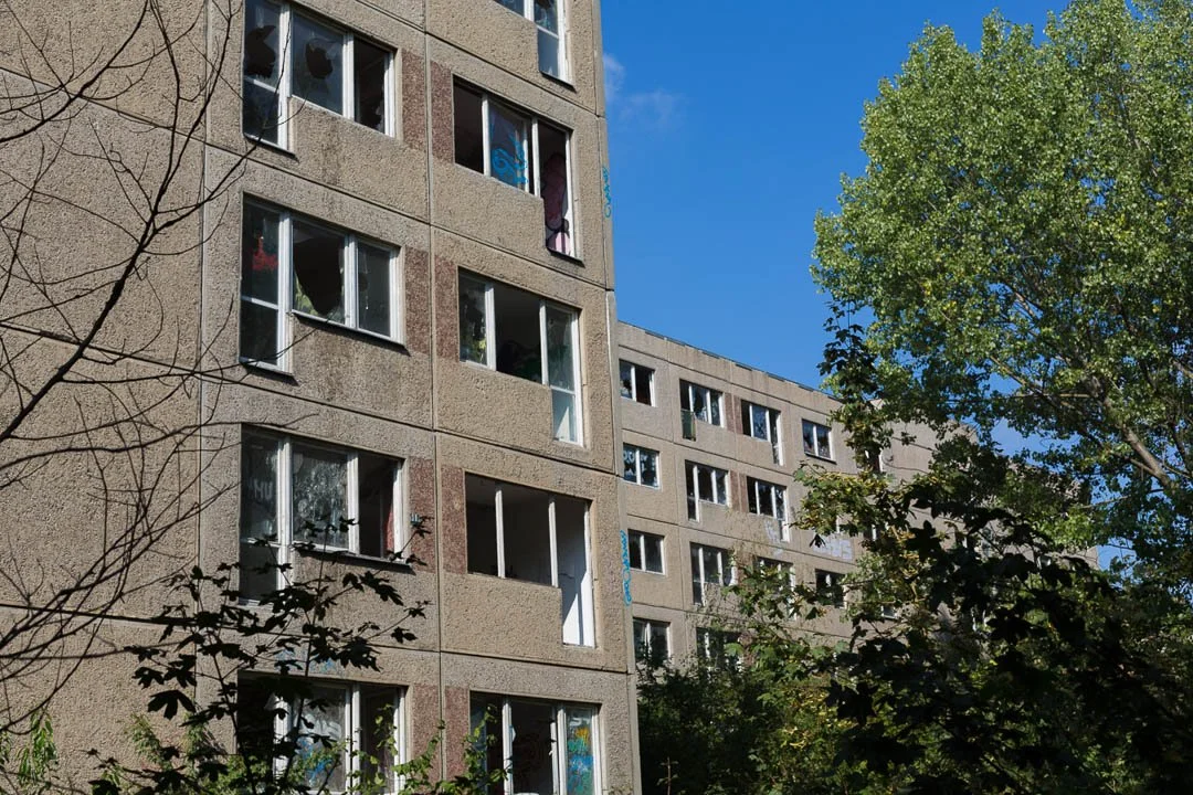Hohenschoenhausen refugee homes Abandoned Berlin 2015-0010.jpg