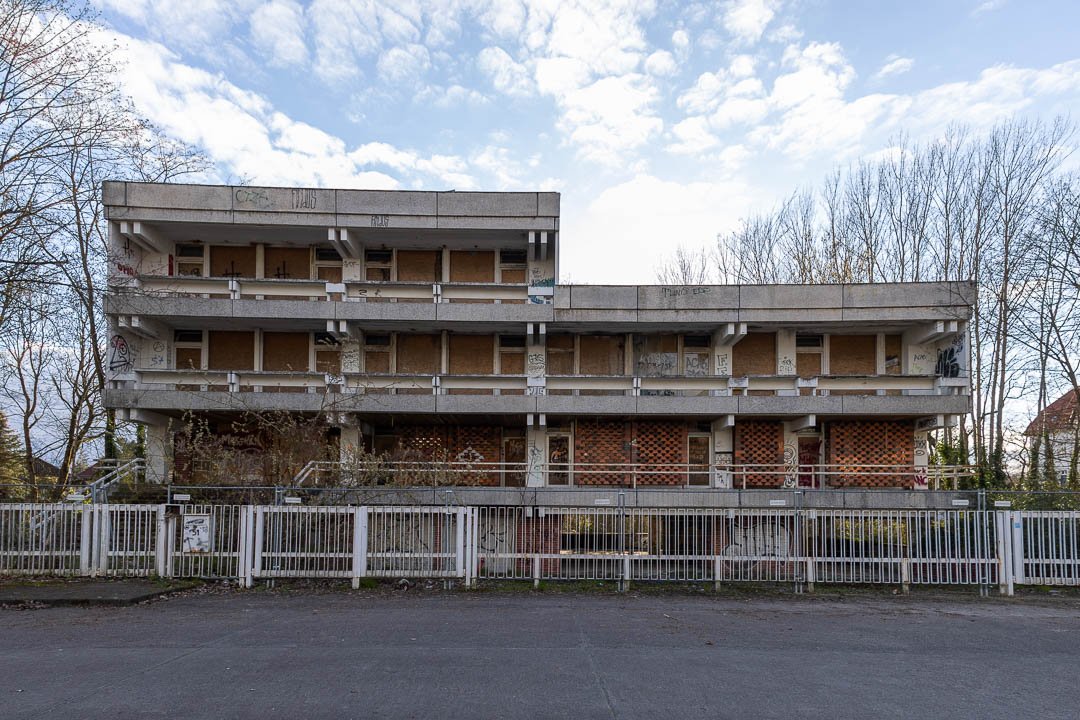 Iraqi embassy East Germany Abandoned Berlin 2023-4079.jpg