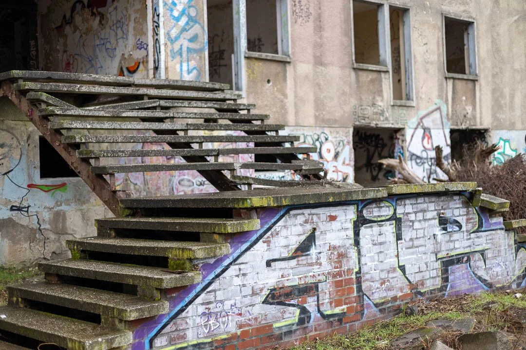 Hohenschoenhausen refugee homes Abandoned Berlin 2023-1991.jpg