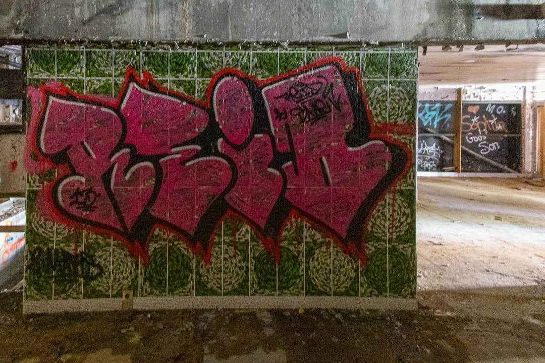 Iraqi embassy East Germany Abandoned Berlin 2023-4085.jpg