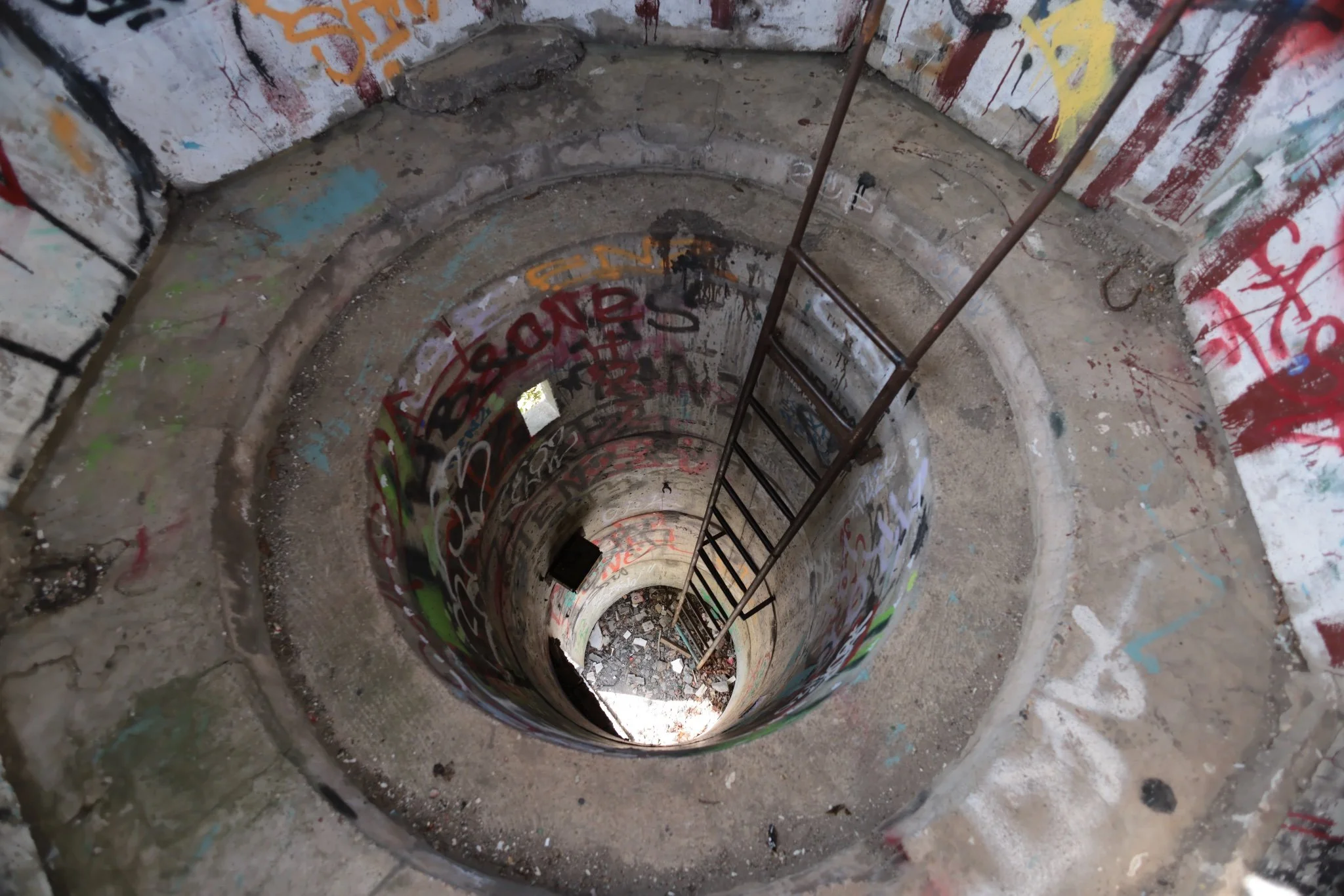 Abandoned Berlin Stasi watchtower Weissensee_X8A8451.jpg