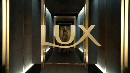 Ken Arthur Hair Choreographer for Ann Hathaway, for LUX, Make-up Gucci Westman, in Los Angeles, California