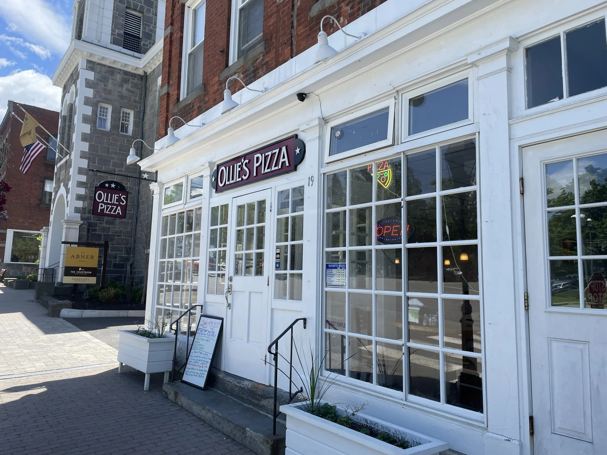 Ollie's Pizza storefront in Litchfield CT — local restaurant on West Street