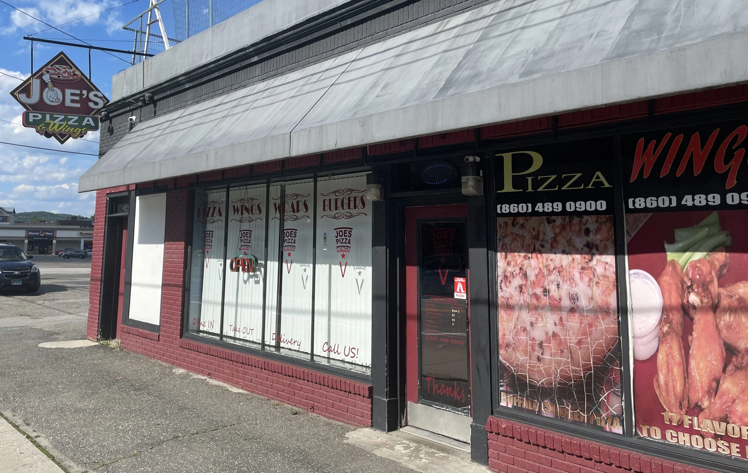 Joes Pizza in Torrington has been around for a very long time and sits on the edge of downtown Torrington offering delivery, takeout and dine in