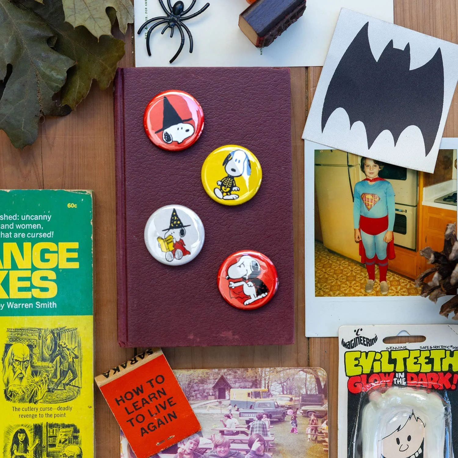 3p4-x-peanuts-halloween-snoopy-halloween-button-set-3.jpg