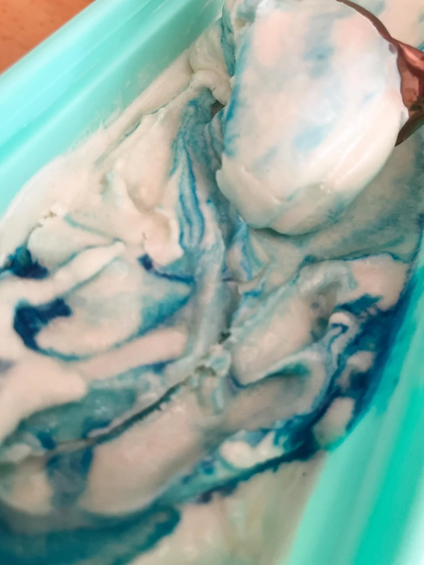 🎃October flavors:
1. Soothing Spells - lavender chamomile 
2. Monster Mash - vanilla w/ chocolate candy bars 
3. Witch&rsquo;s {Cold} Brew - coffee with chocolate flakes 

DM me for pint orders or catch me at York Manor Market October 19 for a scoop