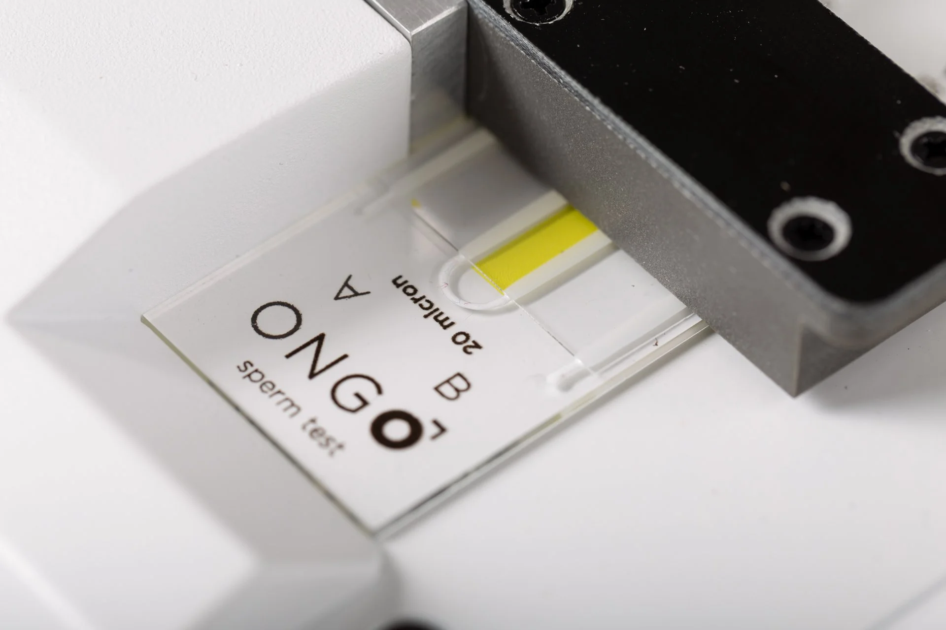 Ongo-Compact-Mobile-Semen-Analyzer-3.jpg