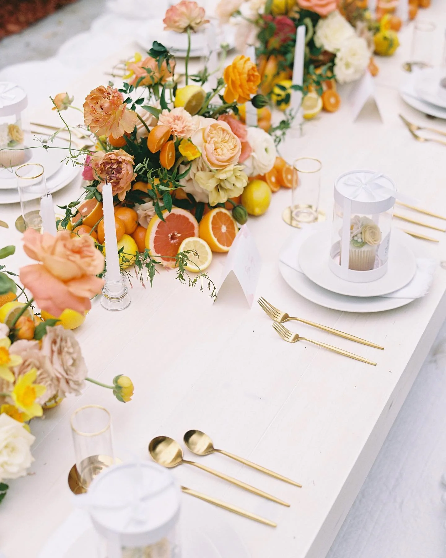 Feeling fruitful looking through the spring archives. What a vision this day was, parading decadence with all things citrus. 

Photography: @_esthersun 
Florals: @dogwoodandfir 
Tabletop: @catalogatelier 
Sweets: @bodacake.sd