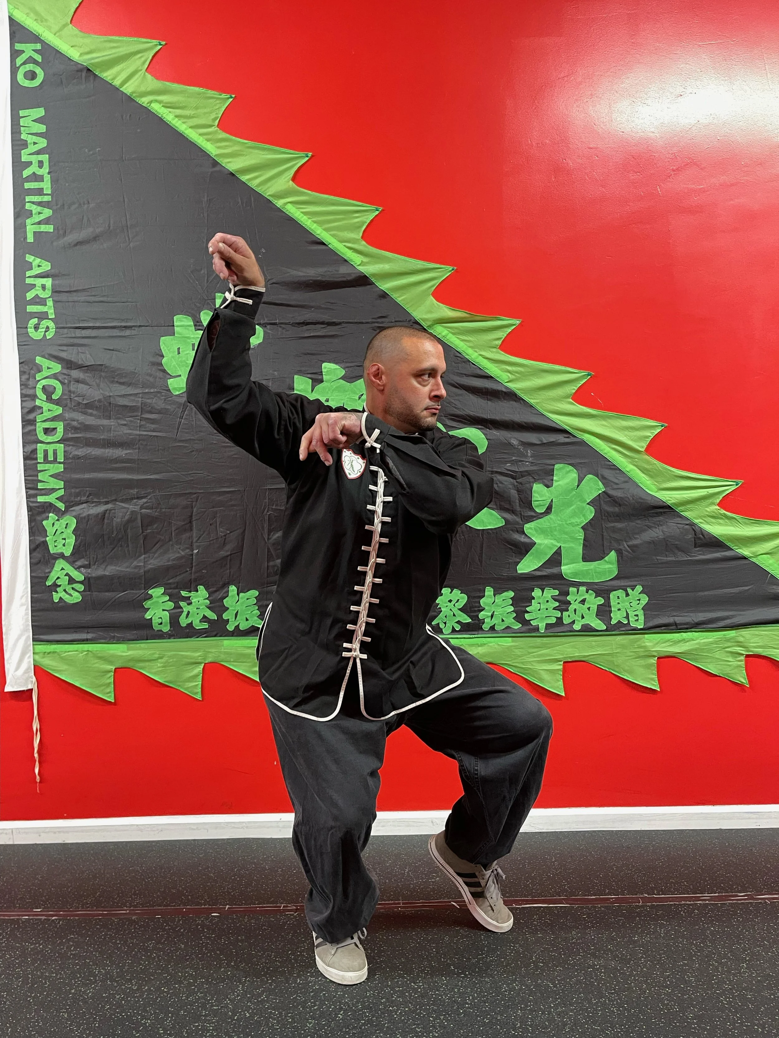 Instructor, Sifu Jonathan Rivera, Teaches Northern Praying Mantis Kung Fu, Brazilian JuJitsu, Hung Gar. 22nd Generation Chen Tai Chi Lineage Holder under Master Chuek Ho Kwong;  9th Generation Northern Praying Mantis Wong Hon Fun Lineage.