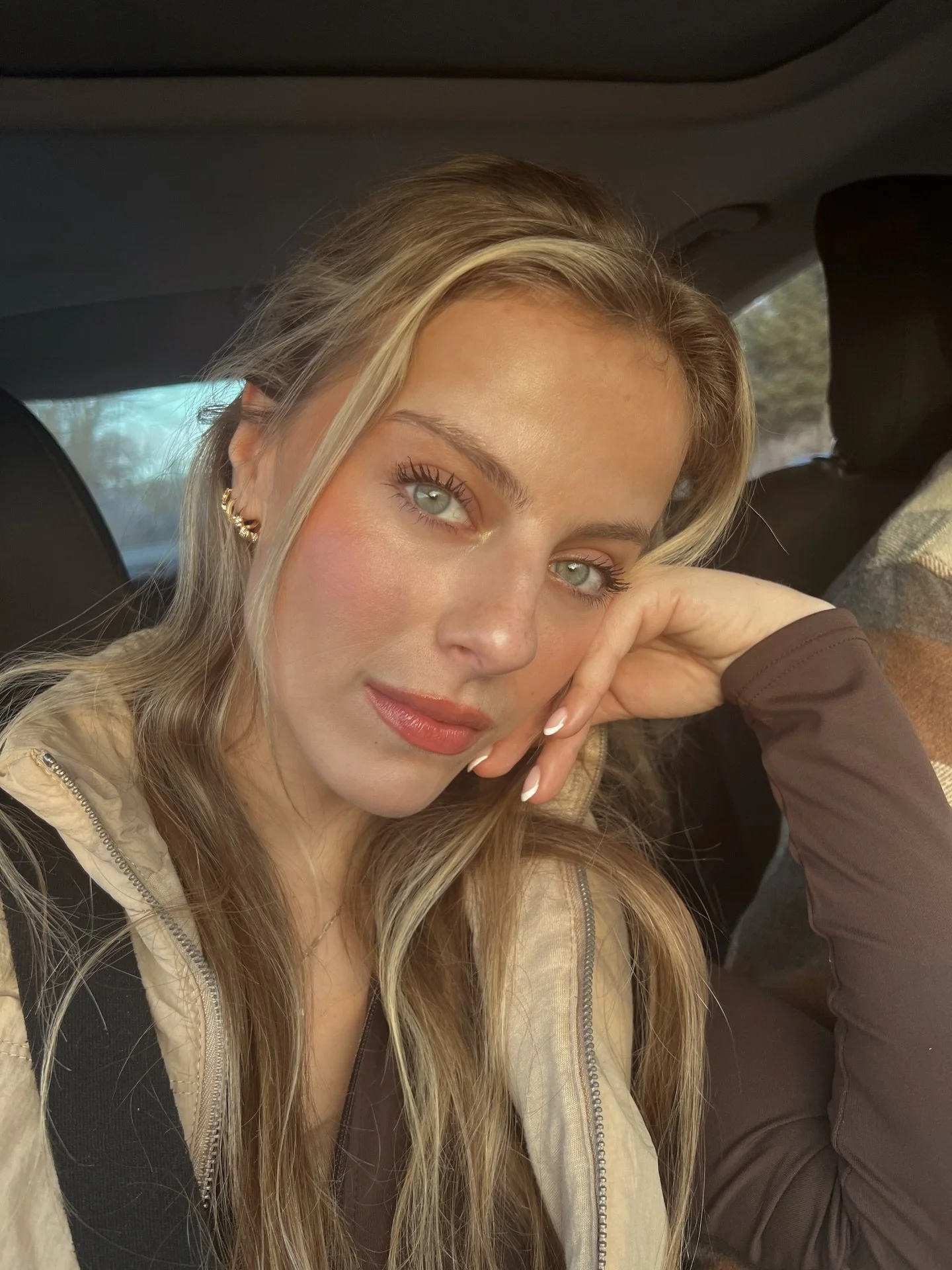 The crown may be passed on&hellip; but the queen energy never fades 👑
Miss Mission USA 2022 - Kelsey Zabawa