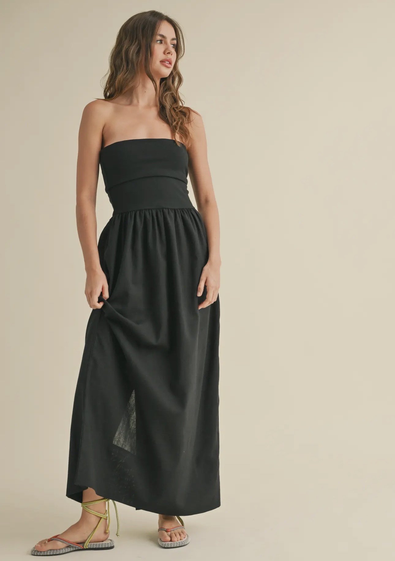 The Mila dress in Black