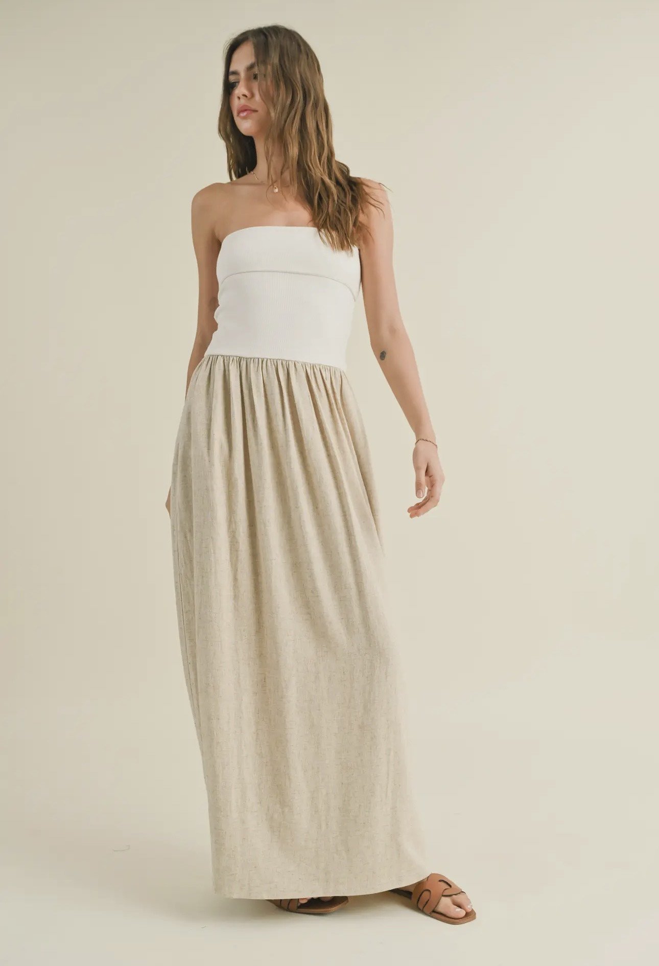 The Mila dress in White & Cream