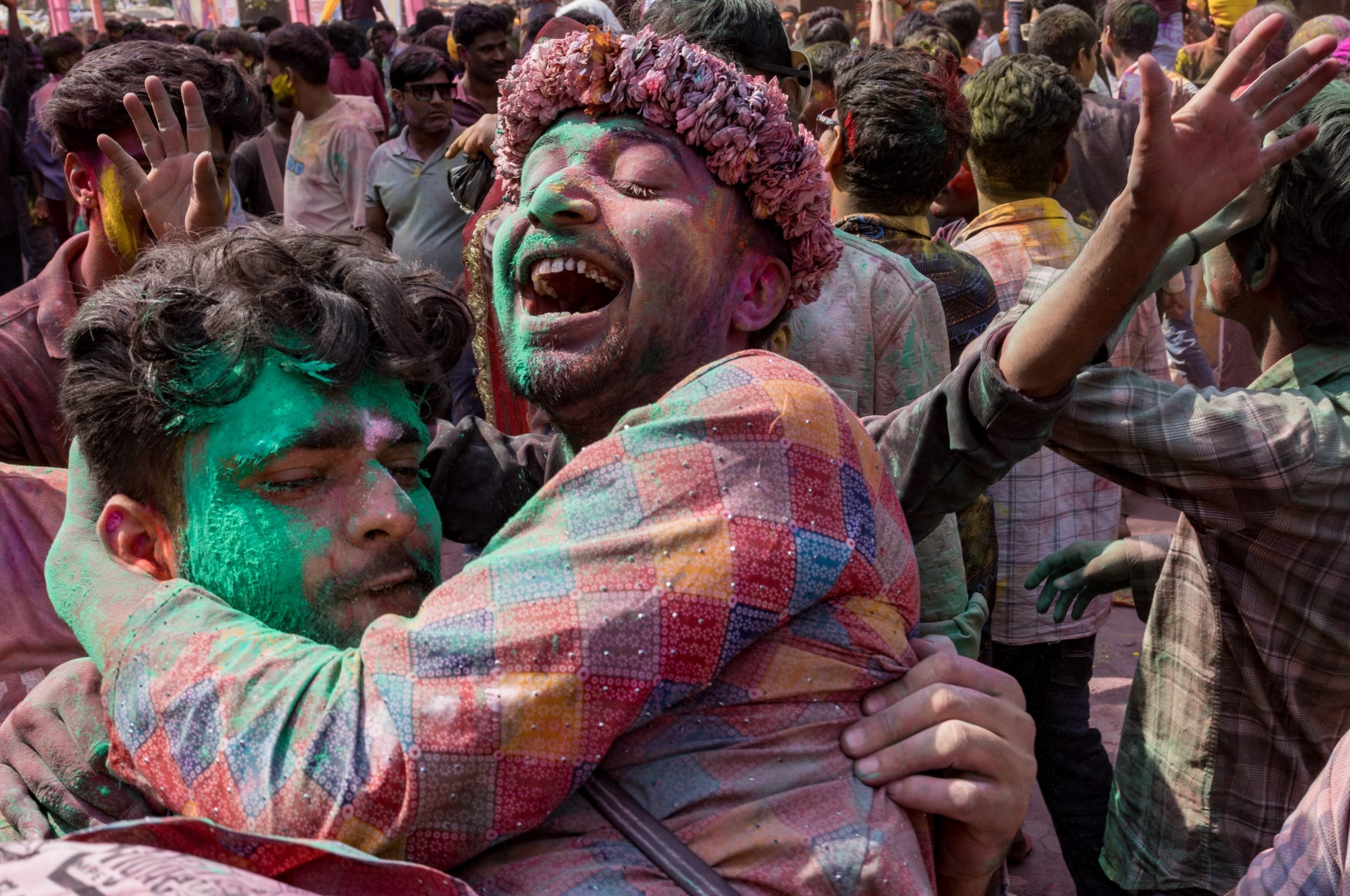 liban-elmi-rang-holi-06.jpg