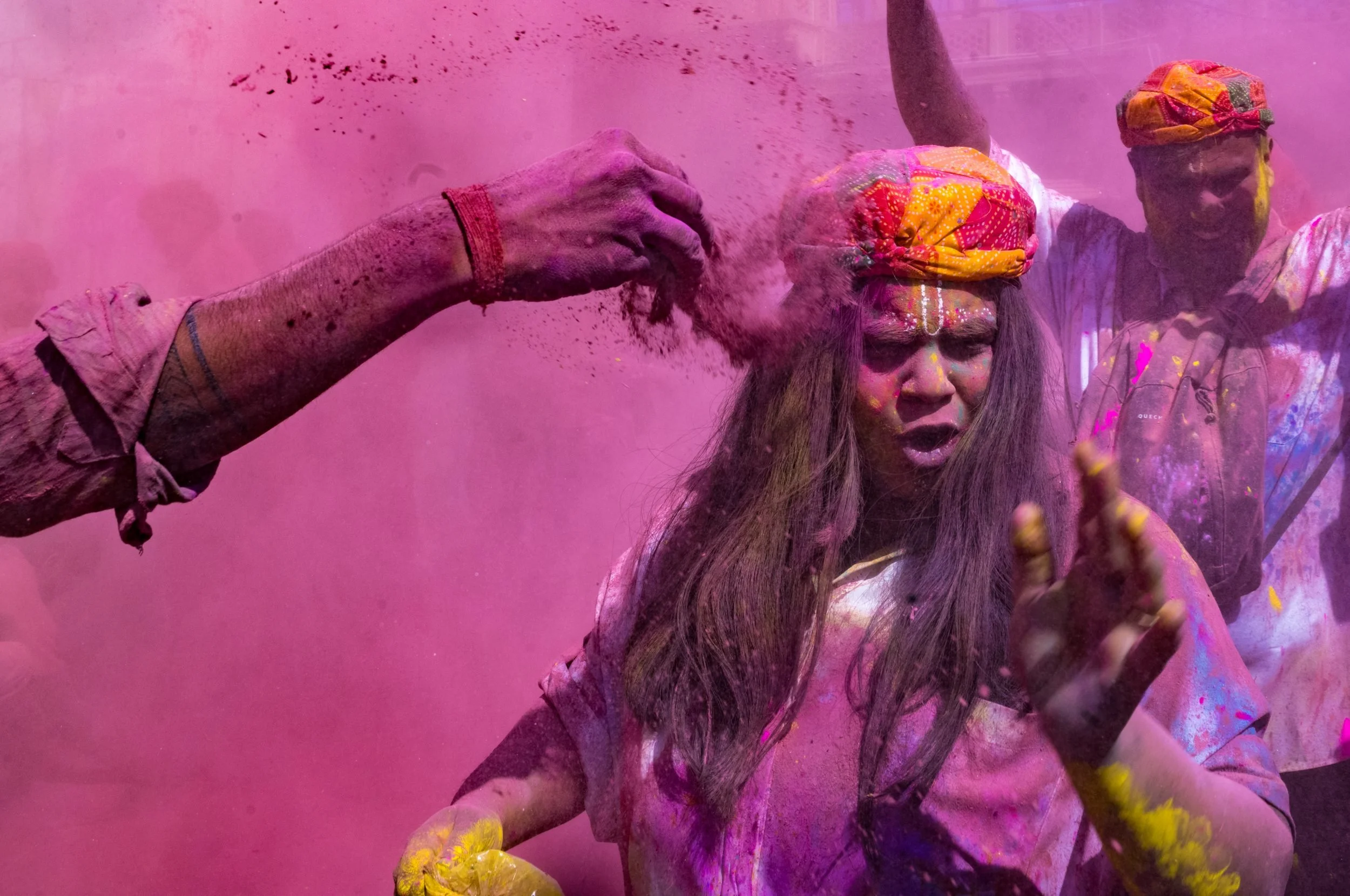 liban-elmi-rang-holi-03.jpg