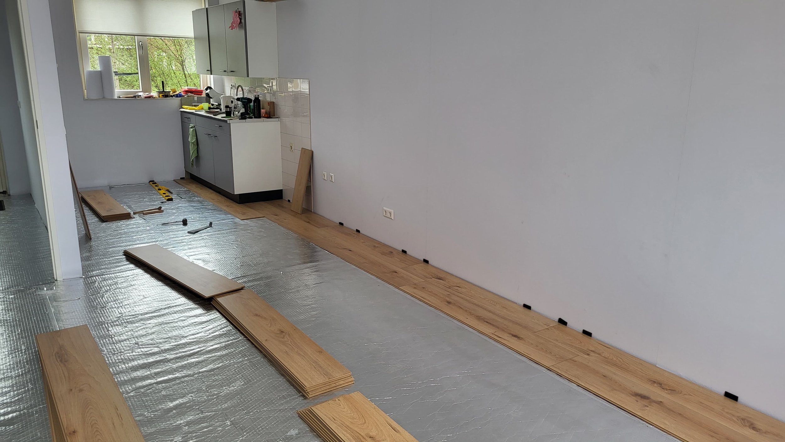 Proces laminaat vloer_George Eenmansklussen.jpeg