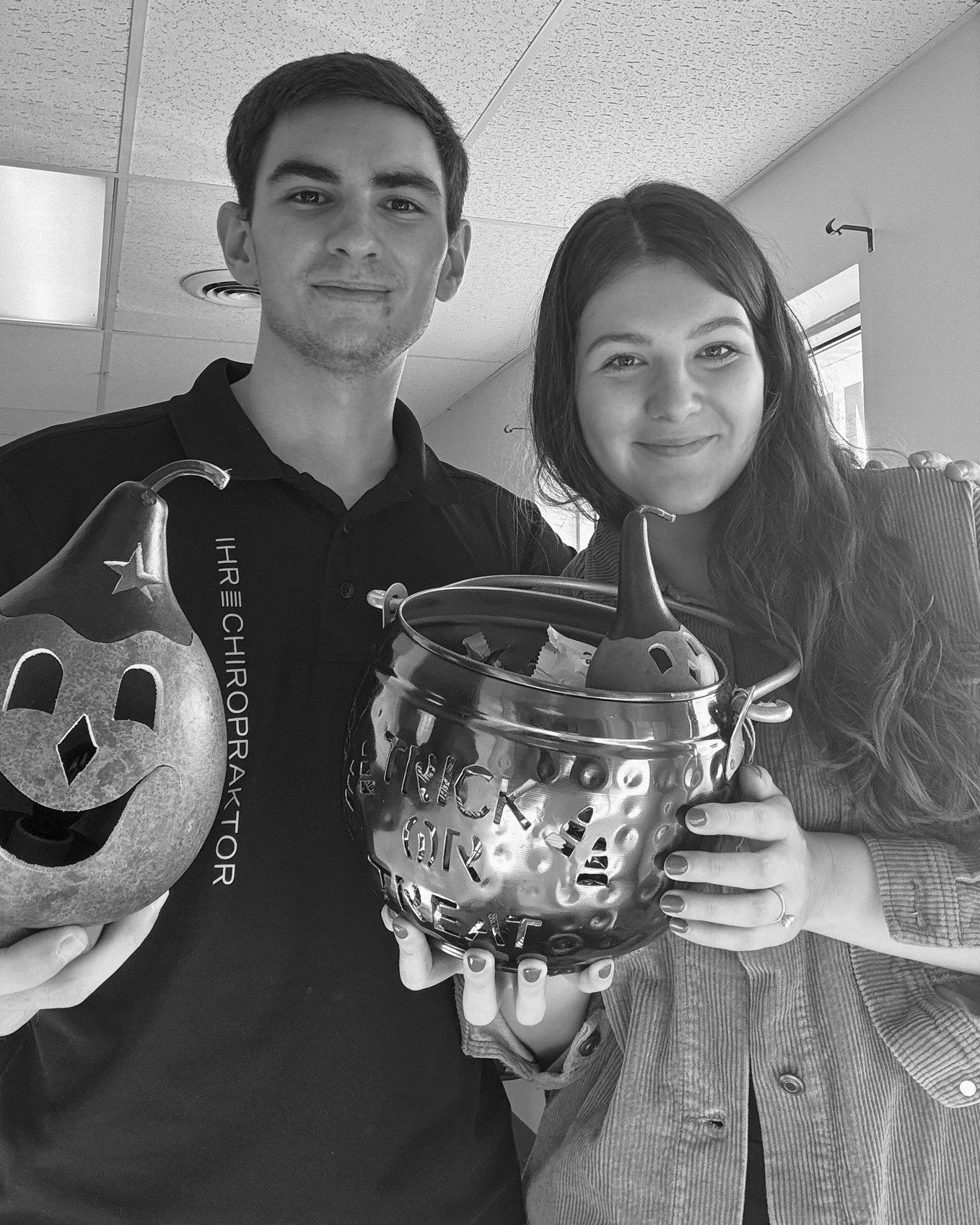 Don't let your back be the thing that scares you today! 👻 
Happy Halloween!