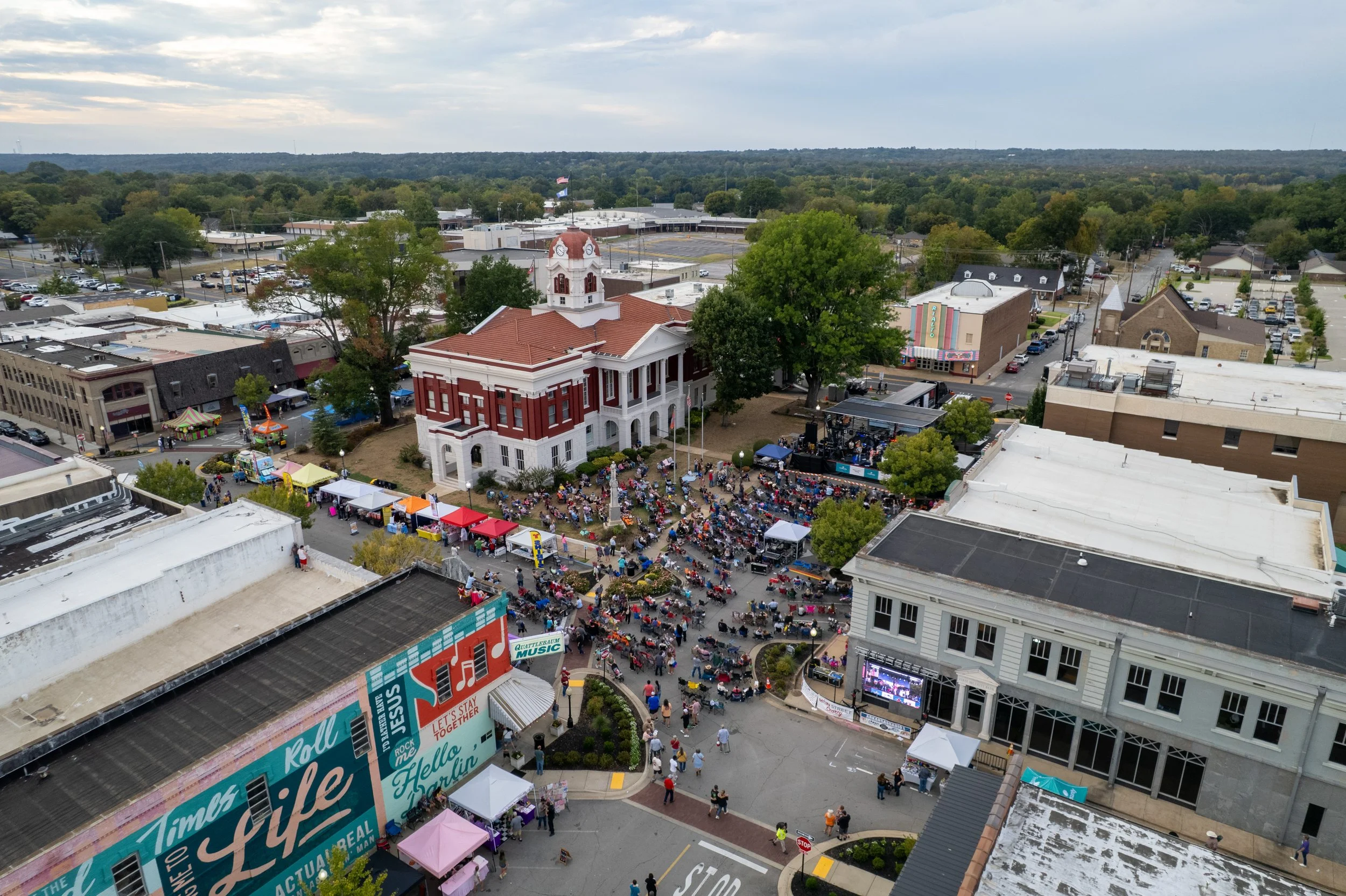 Drone photography of a full crowd at a concert event in Searcy Arkansas.