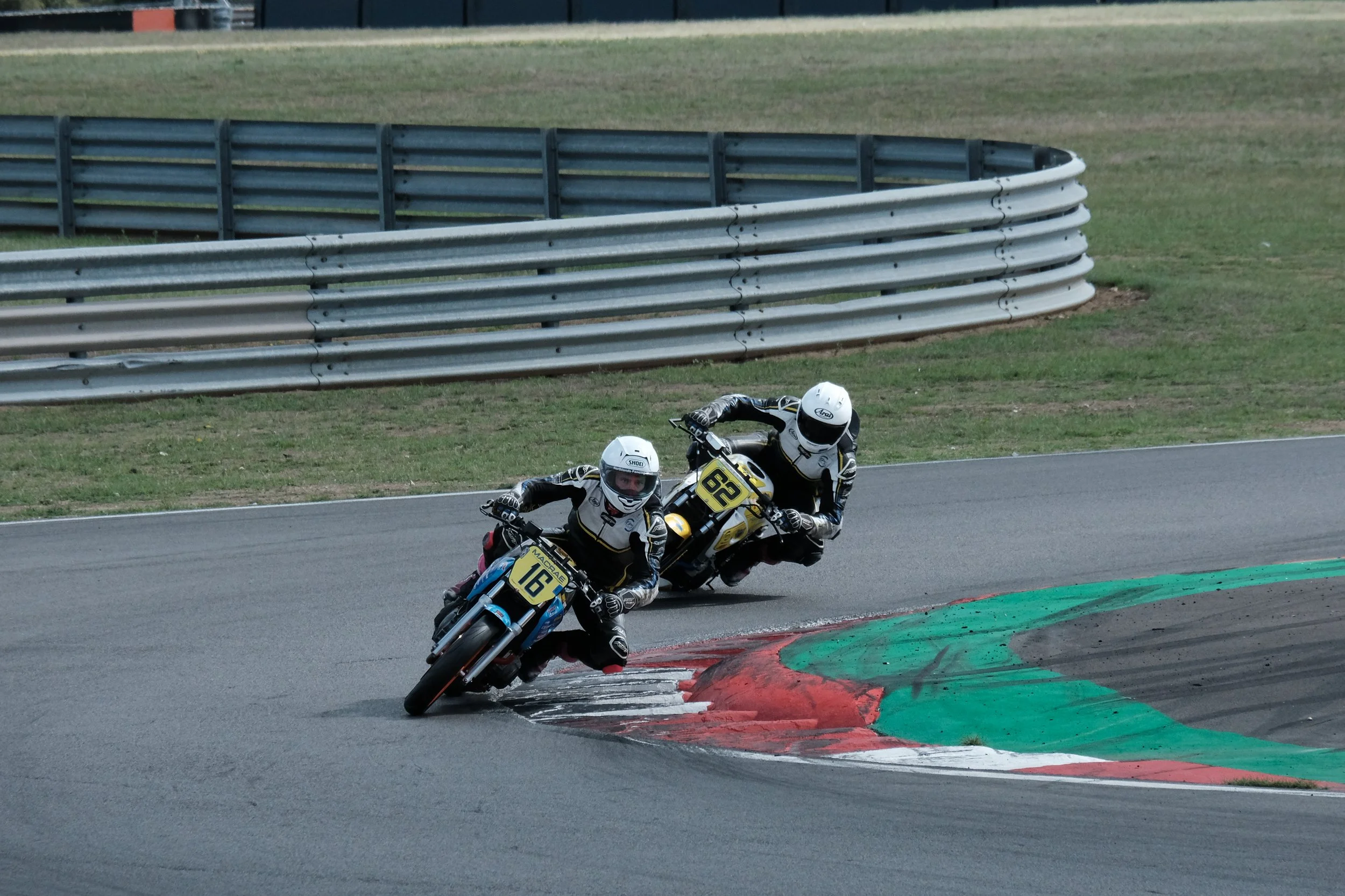 Racing_0003.jpg