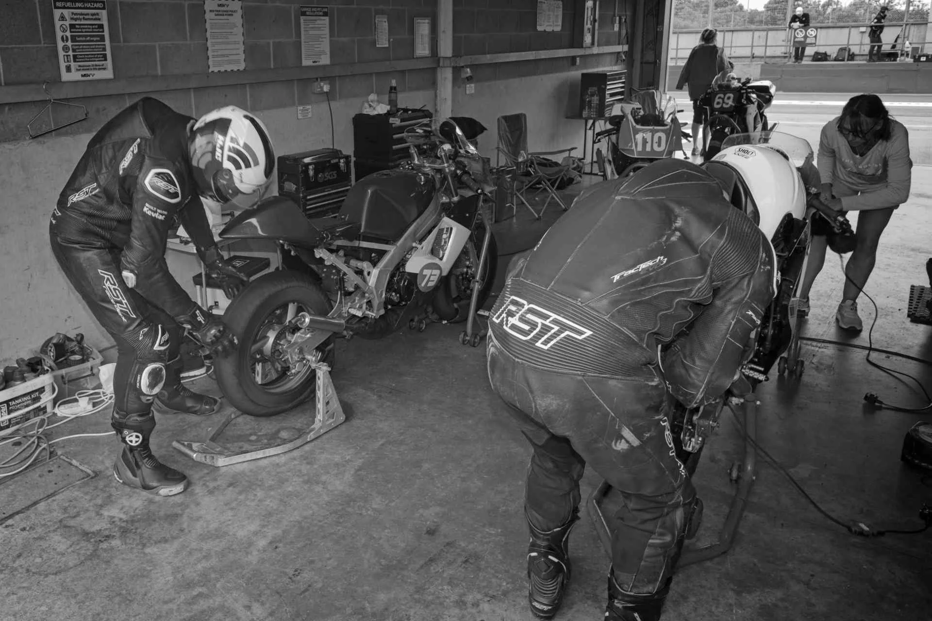 DoningtonJul26_8400.jpg