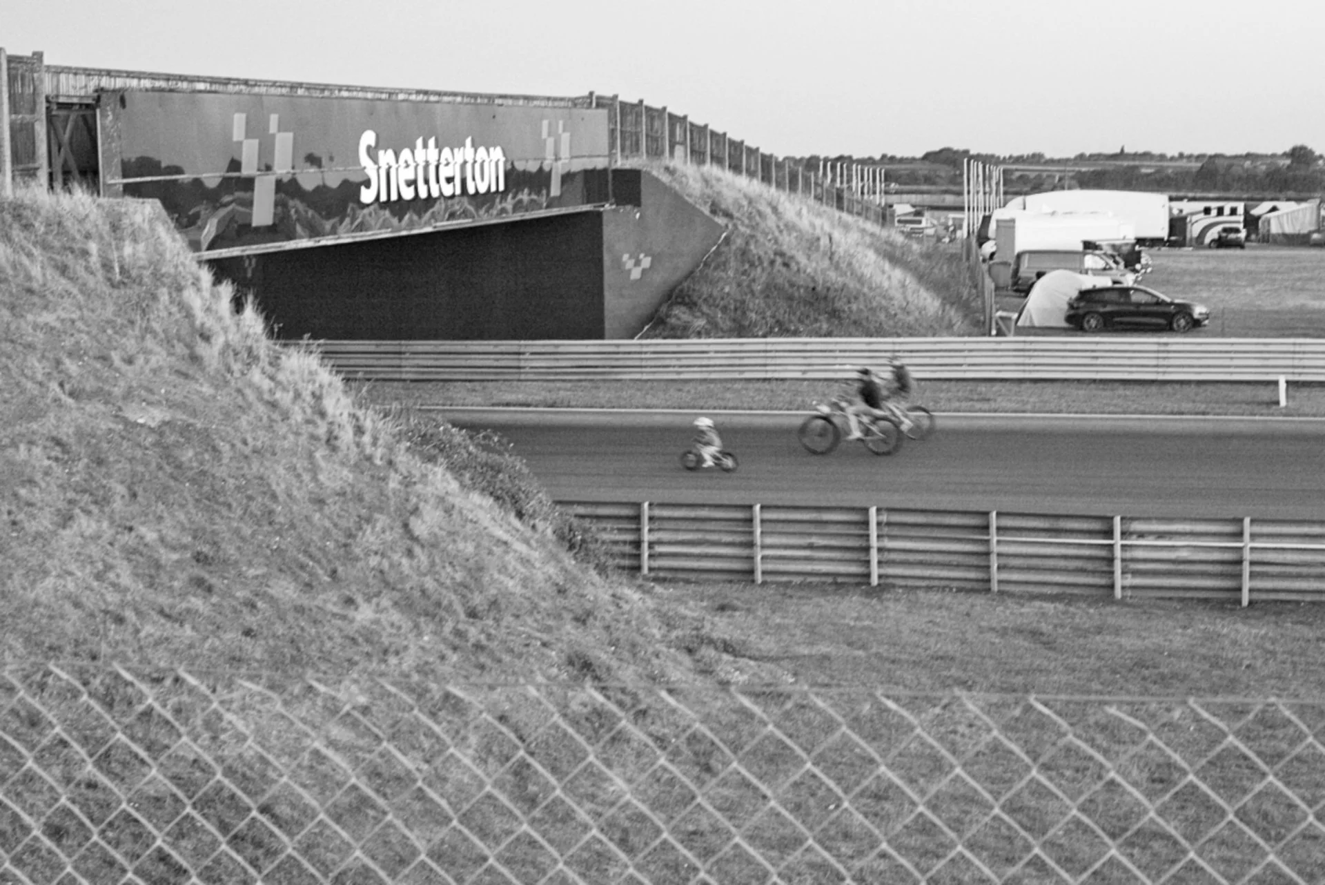 KidsOnTrack_0004.jpg