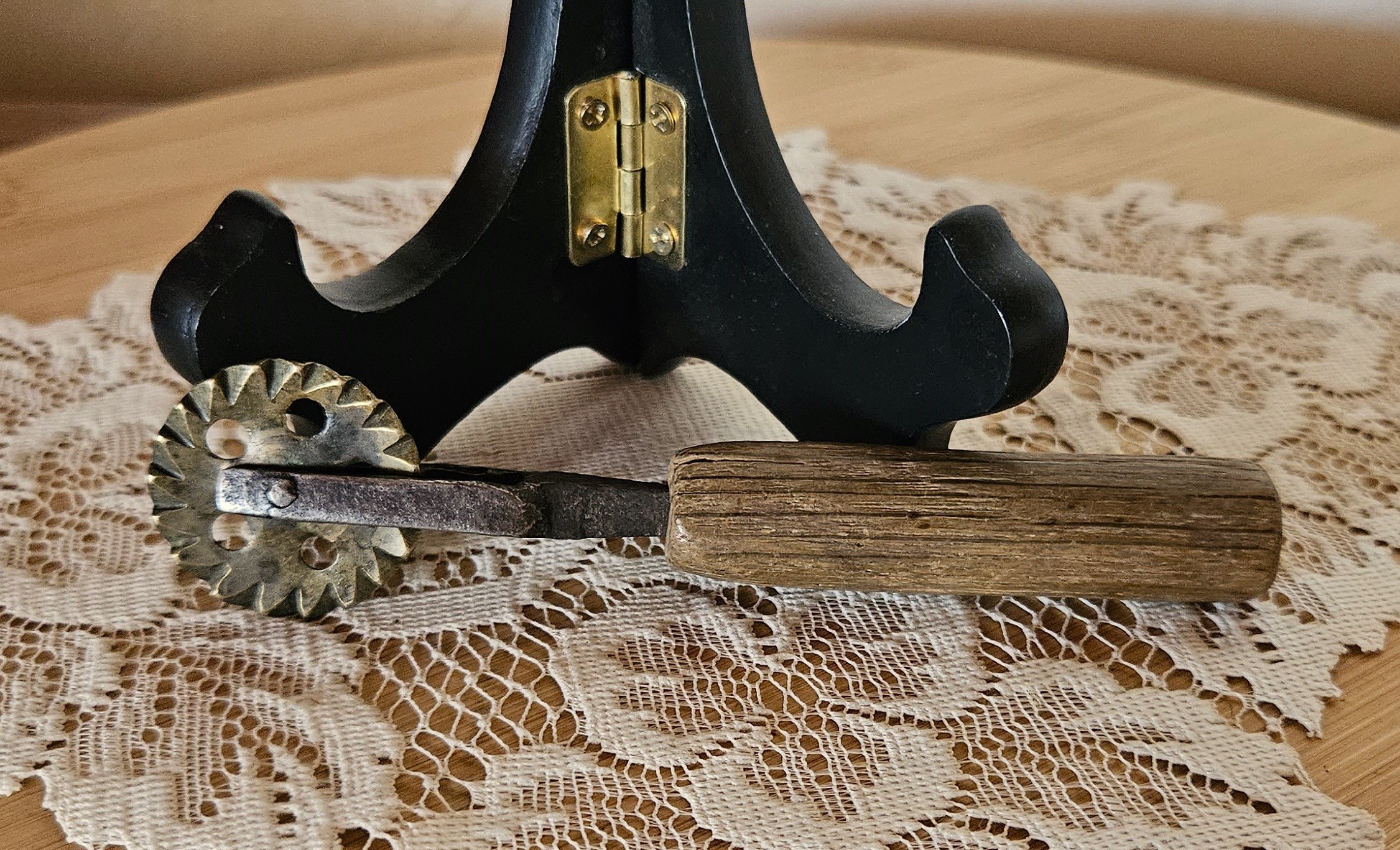 https://i.etsystatic.com/6813298/r/il/da526d/5545983393/il_fullxfull.5545983393_bpos.jpg