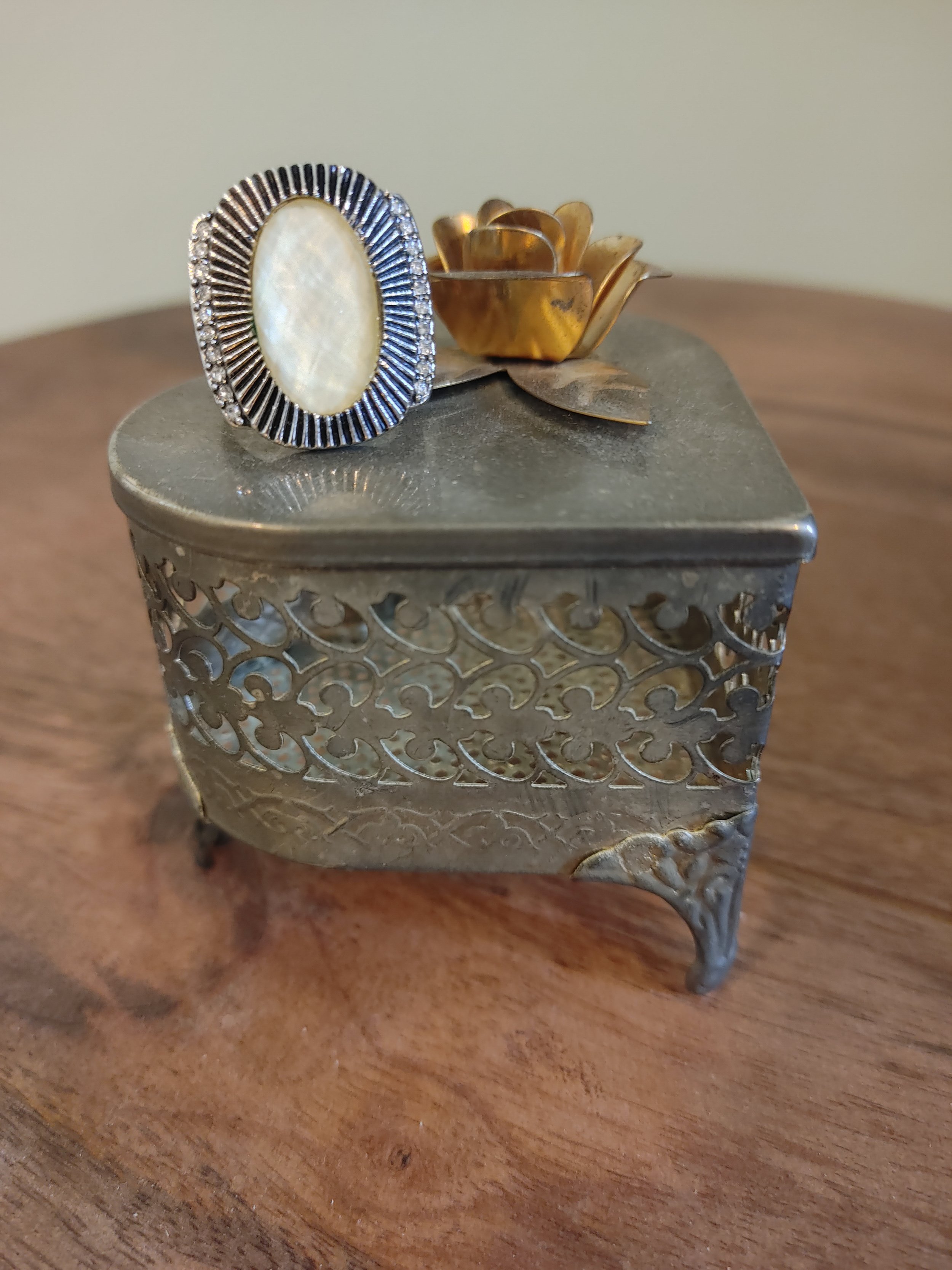 Cream Cocktail Ring