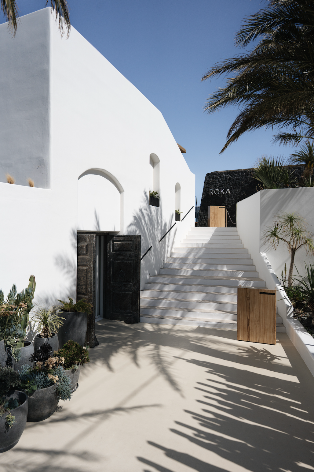 Cavo Tagoo Santorini