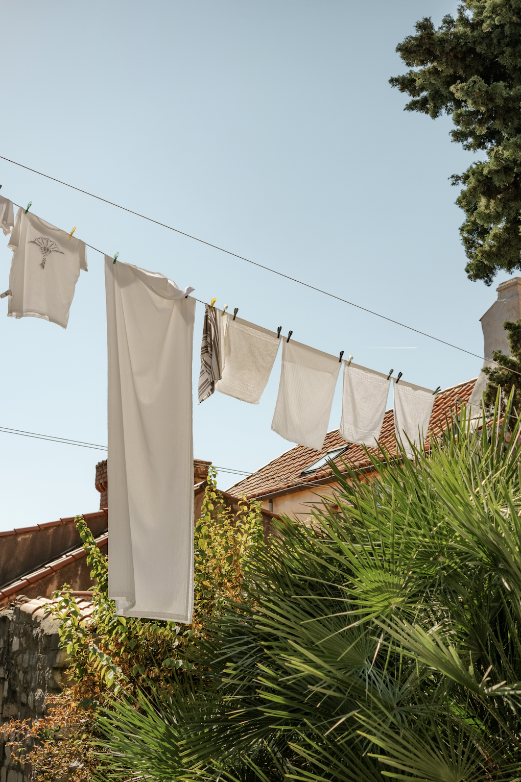 mediterranean-linen-laundry-sunny-street