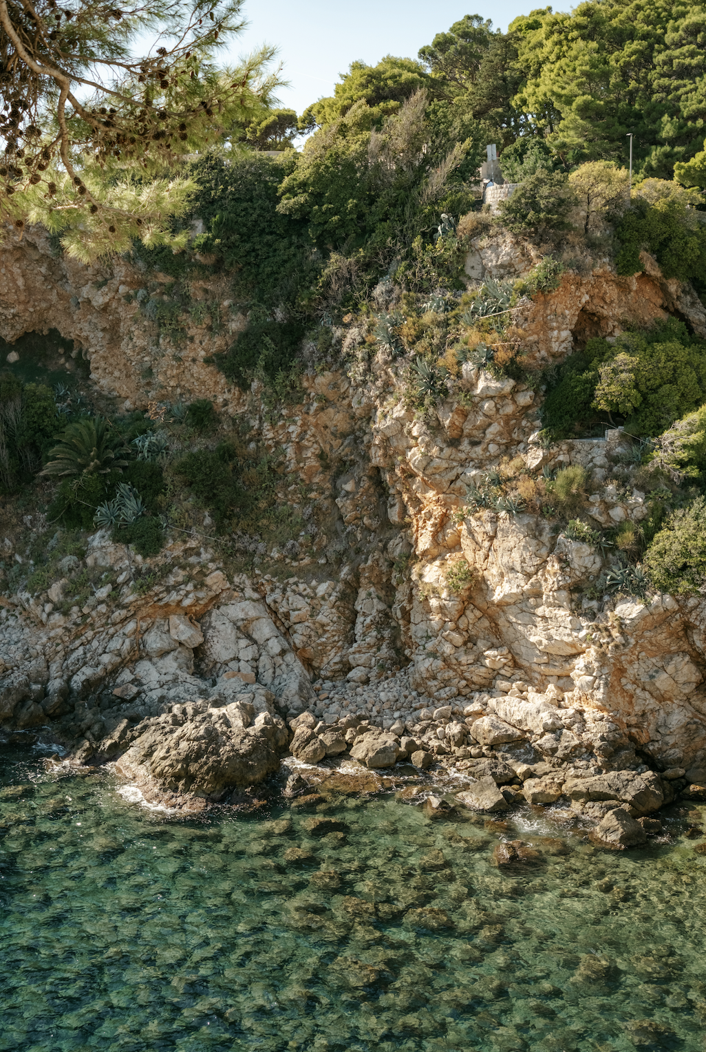 adriatic-rocky-coast-turquoise-water
