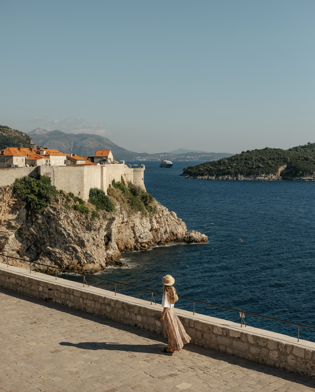 dubrovnik-coastal-walk-sea-view