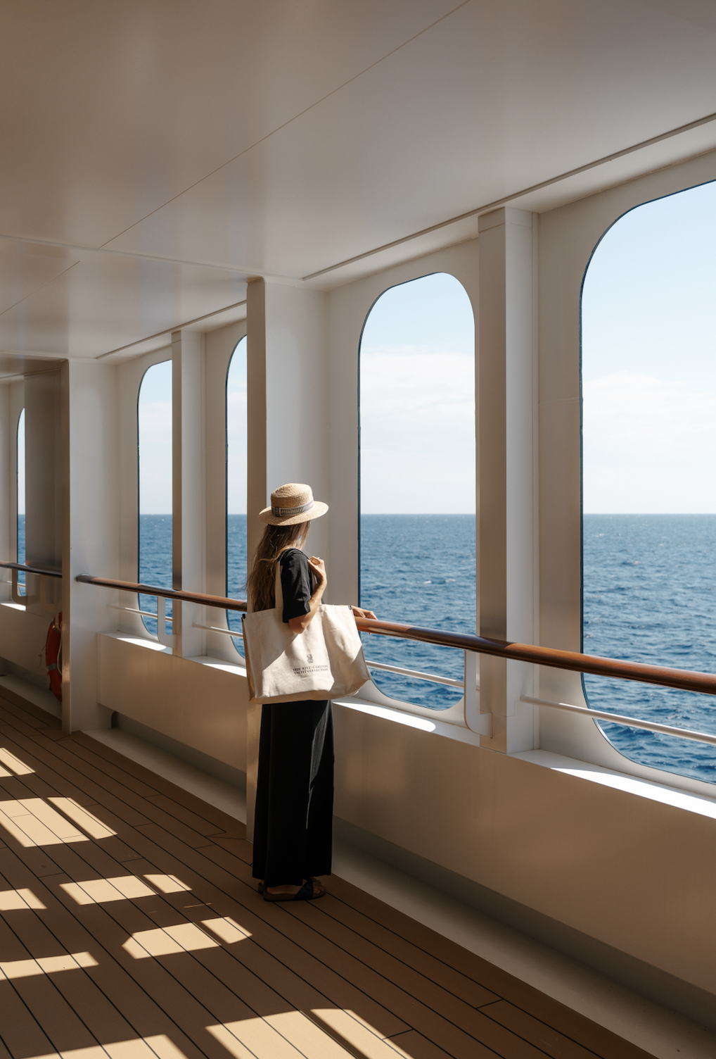 guest-watching-the-sea-aboard-ilma