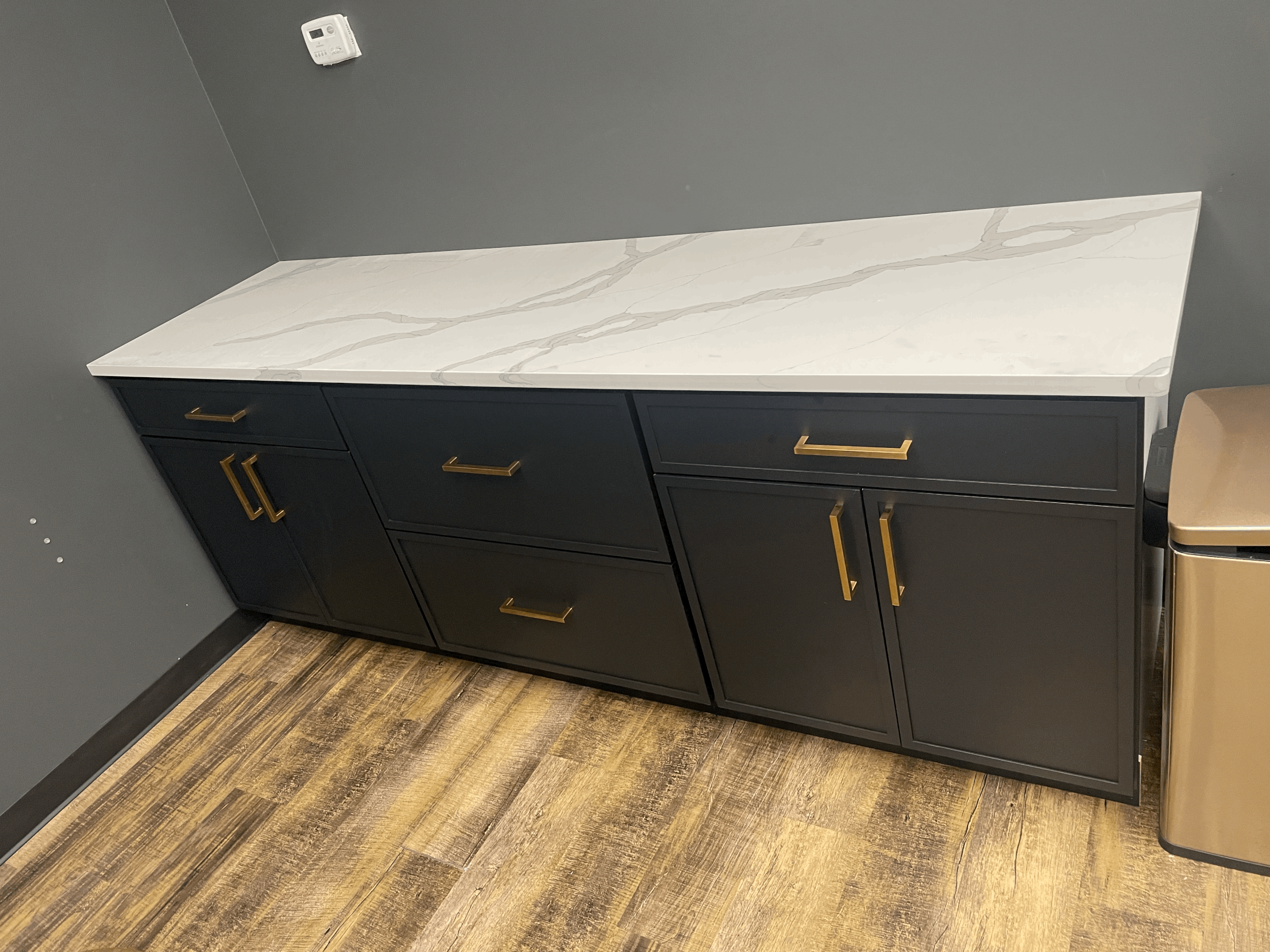 Med Spa - Cabinets & Countertops