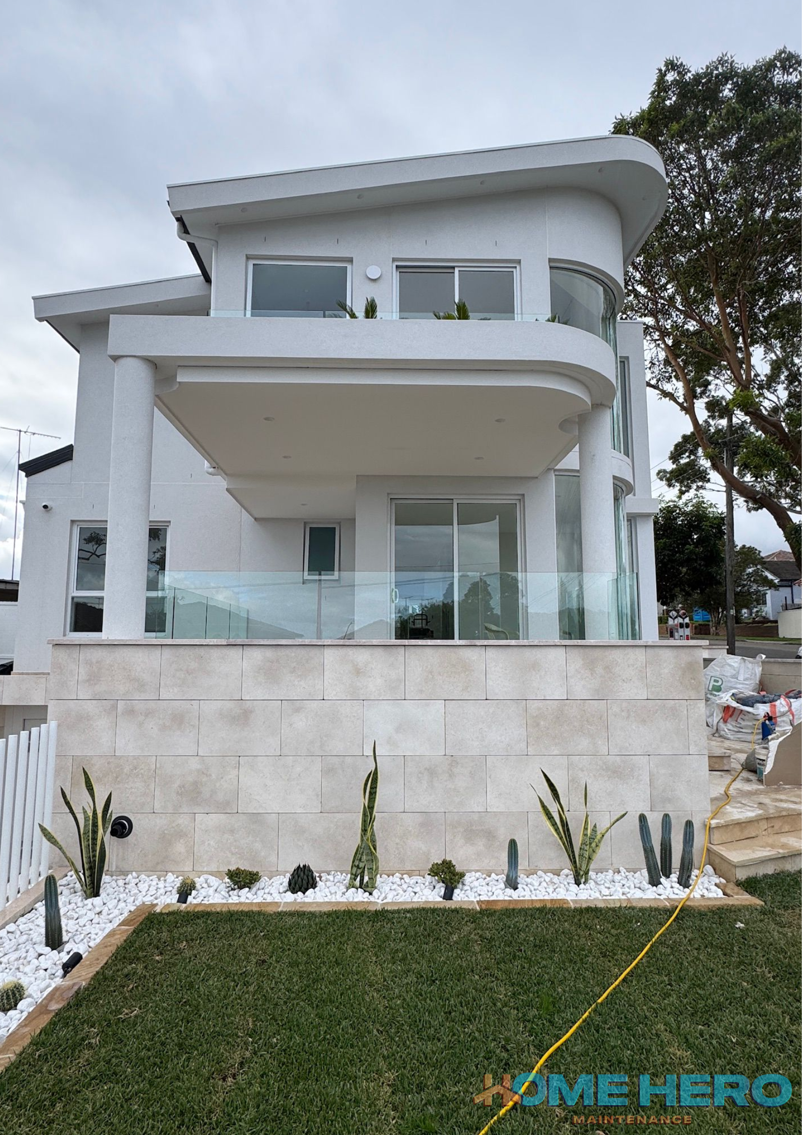 professional window cleaning sydney