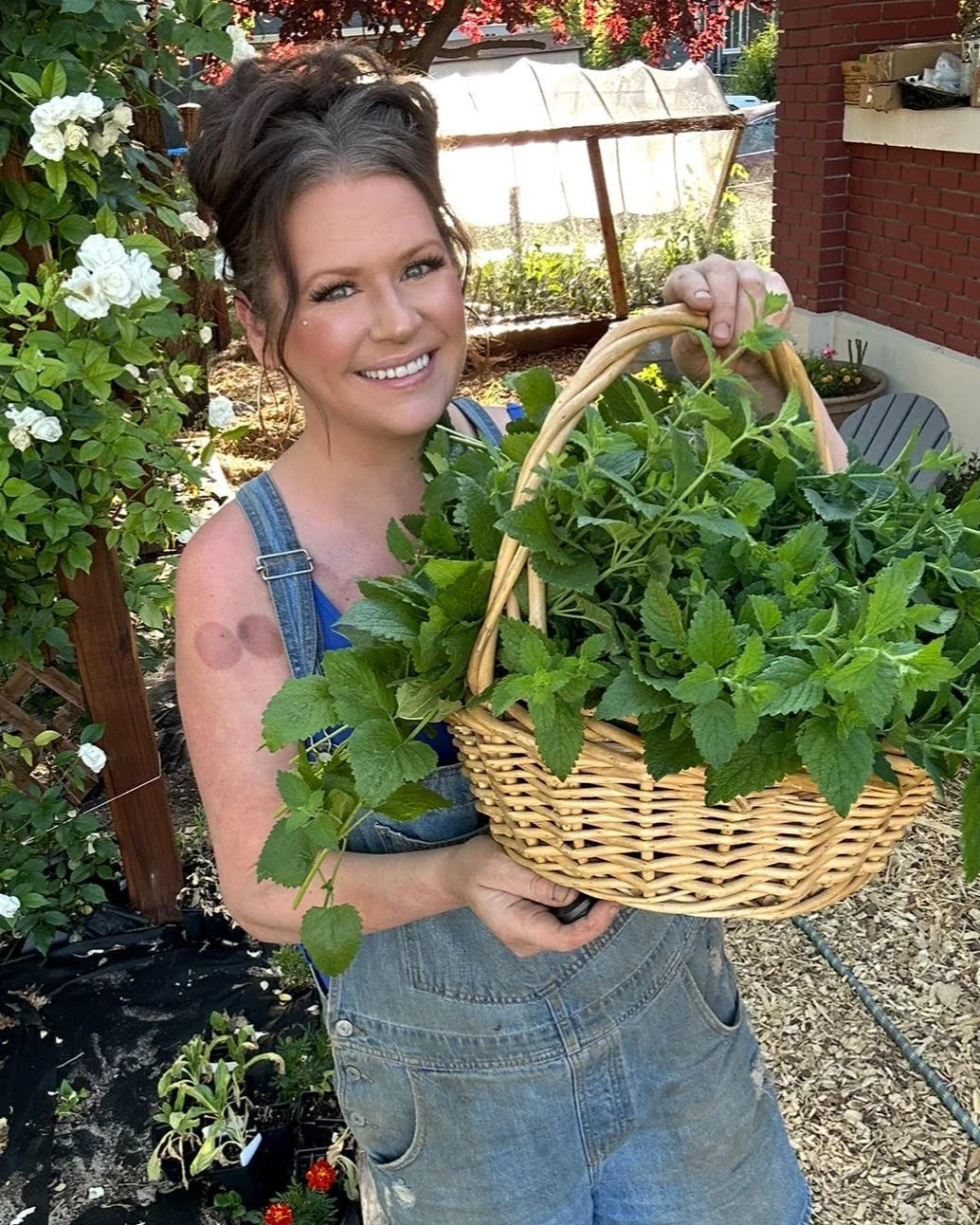 selfie lemon balm.jpg